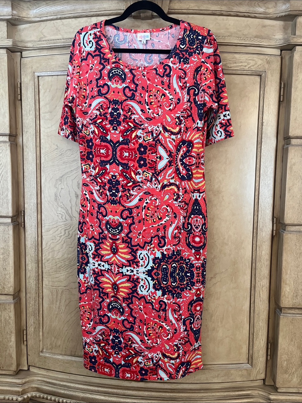 Lularoe Julia Coral Pattern Midi Dress with Short Sleeves